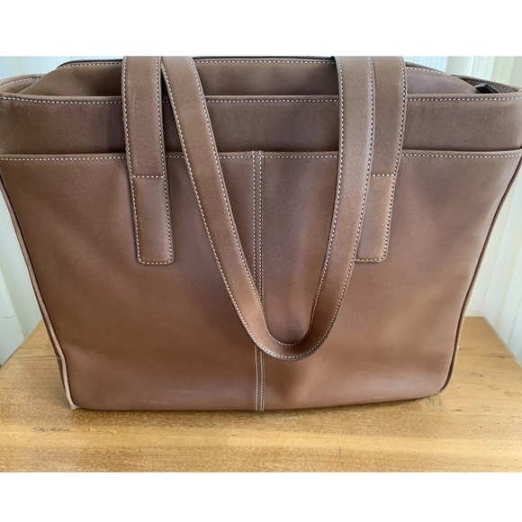 Coach Hamptons Tote/Laptop Bag In British Tan Leather W/ Dual Handles - Picture 10 of 15